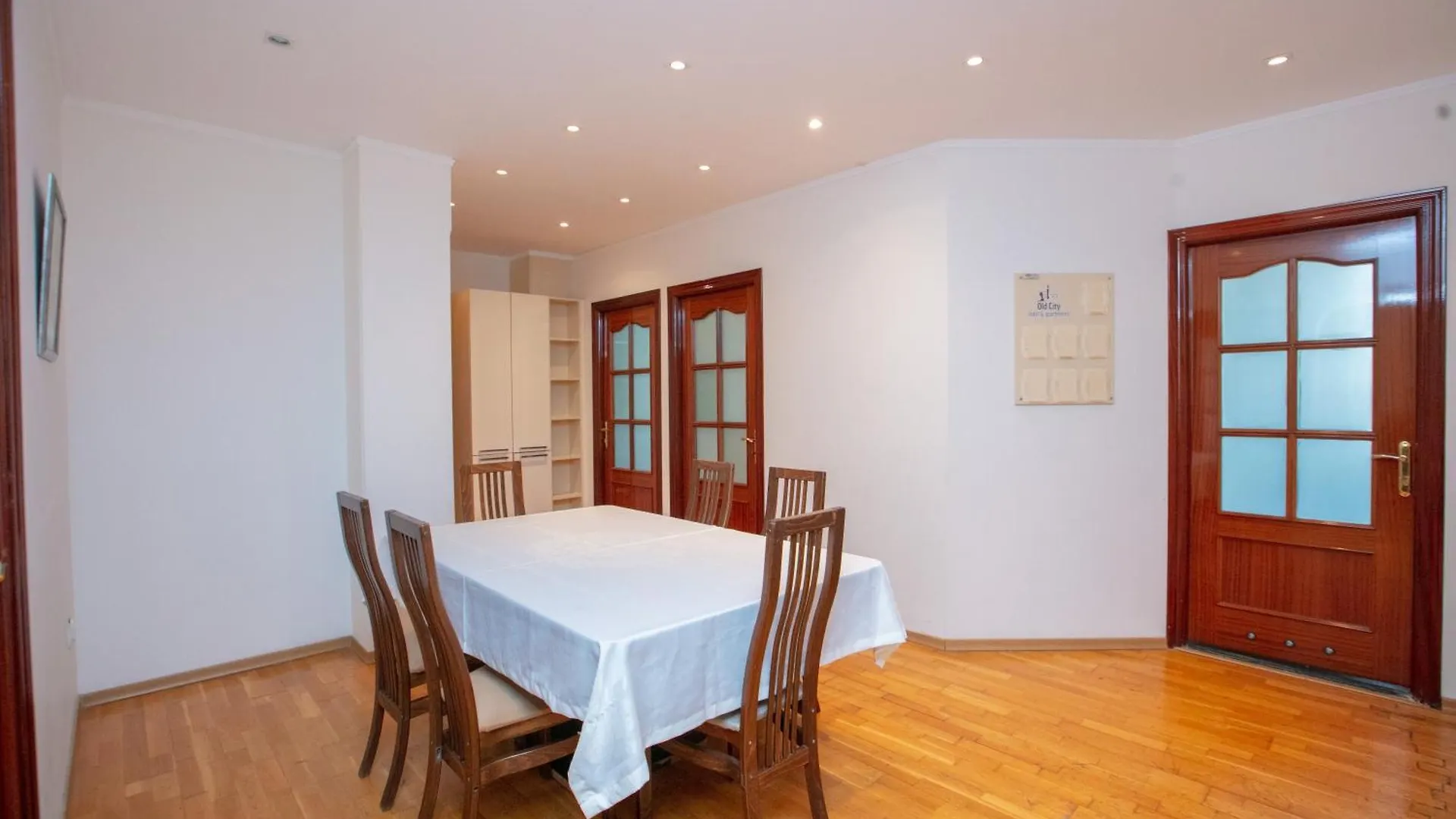 Old City Hatefi Apartments 바쿠