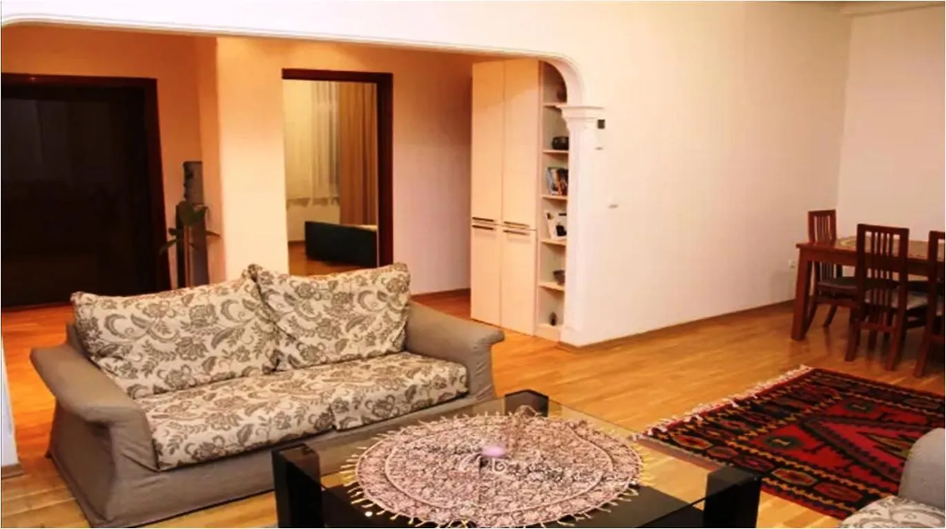 아파트호텔 Old City Hatefi Apartments 바쿠